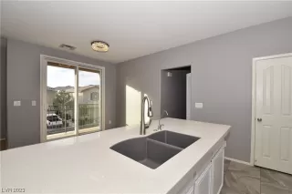Photo #3: 2534588 Listing 