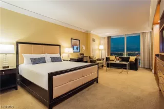 Photo #3: 2534647 Listing