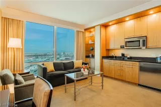 Photo #6: 2534647 Listing