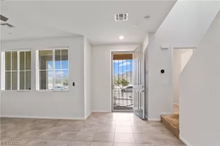 Photo #2: 2534655 Listing 