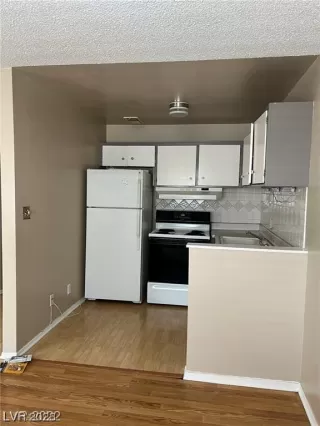 Photo #1: 2534673 Listing 