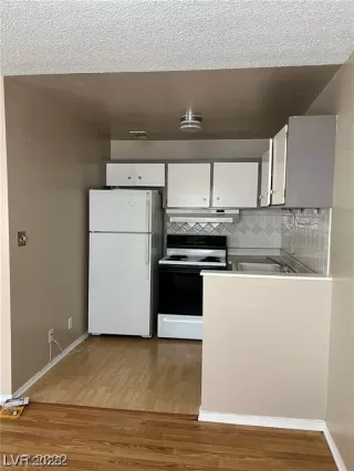 Photo #2: 2534673 Listing 