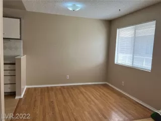 Photo #4: 2534673 Listing 