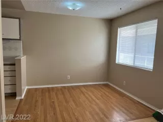 Photo #5: 2534673 Listing 