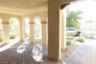 Photo #1: 2534677 Listing 