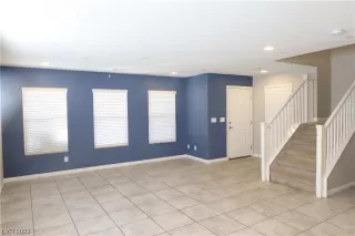 Photo #2: 2534677 Listing 