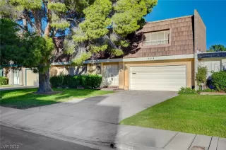 Photo #1: 2534681 Listing