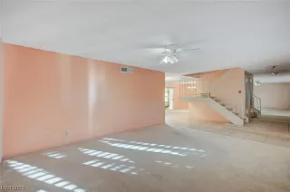 Photo #4: 2534681 Listing