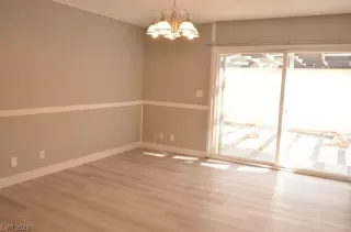 Photo #6: 2534683 Listing