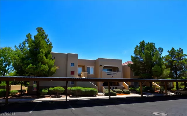 MLS: 2534687 Condo For Sale