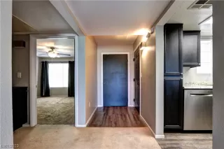 Photo #2: 2534687 Listing 