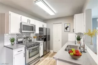 Photo #5: 2534690 Listing