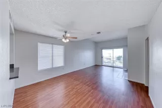 Photo #2: 2534734 Listing