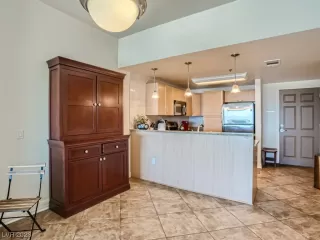 Photo #3: 2534735 Listing