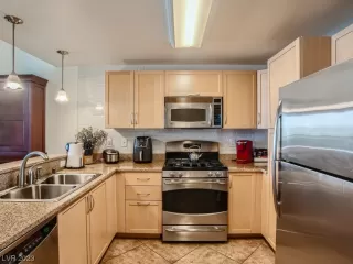 Photo #5: 2534735 Listing