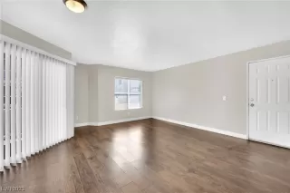 Photo #3: 2534788 Listing