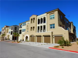 Photo #1: 2534800 Listing 