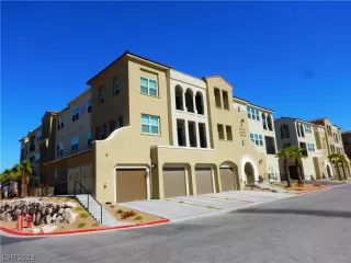 Photo #2: 2534800 Listing 