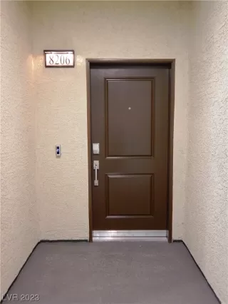 Photo #3: 2534800 Listing 