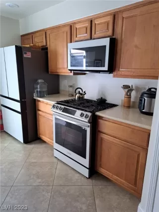 Photo #1: 2534809 Listing