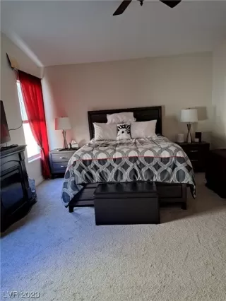 Photo #6: 2534809 Listing