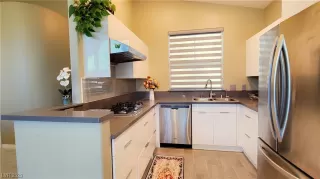 Photo #2: 2534824 Listing