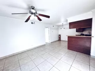 Photo #3: 2534833 Listing 