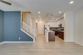 Photo #6: 2534840 Listing 