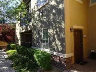 Photo #1: 2534861 Listing 
