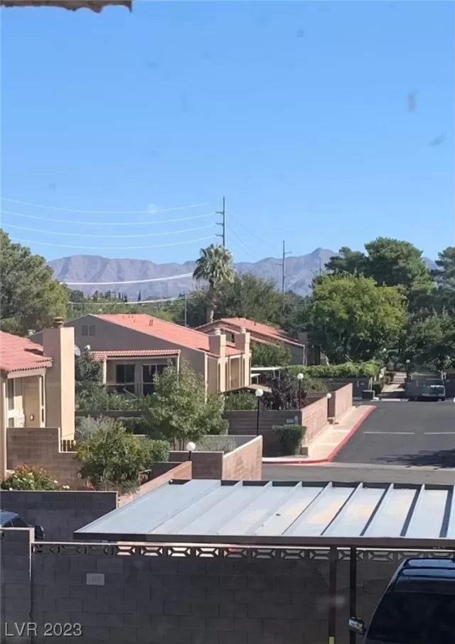 MLS: 2534865 Condo For Sale