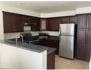 Photo #1: 2534885 Listing