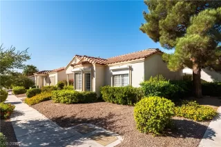 Photo #1: 2534893 Listing