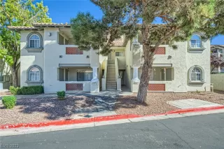 Photo #2: 2534913 Listing