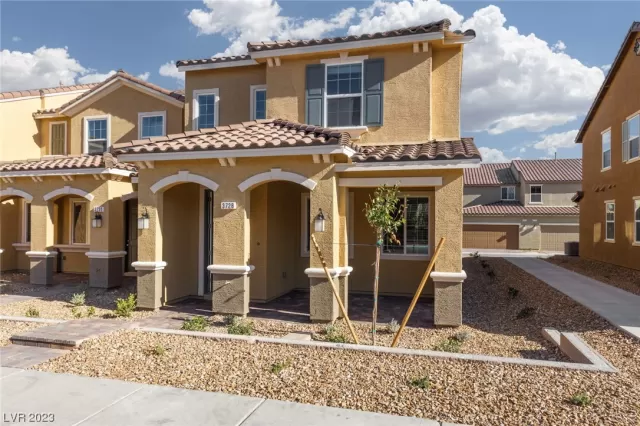 MLS: 2534921 Condo For Sale