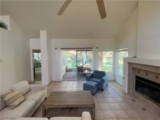 Photo #2: 2534938 Listing 