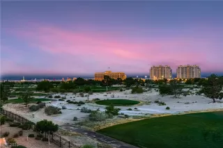 Photo #4: 2534961 Listing