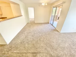 Photo #3: 2534975 Listing 