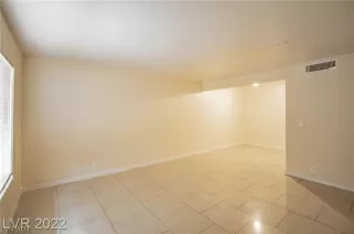 Photo #5: 2534984 Listing