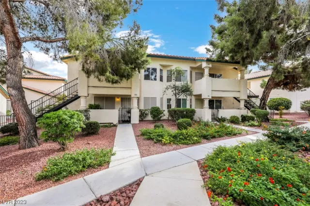 MLS: 2534987 Condo For Sale