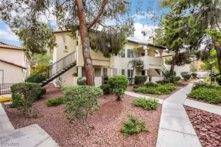 Photo #3: 2534987 Listing