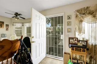 Photo #5: 2534987 Listing