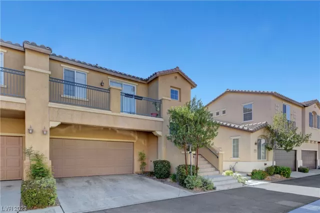 MLS: 2534996 Condo For Sale