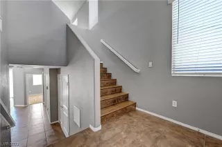 Photo #3: 2534996 Listing