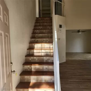 Photo #2: 2535001 Listing 