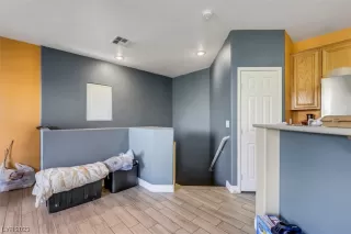 Photo #6: 2535004 Listing 