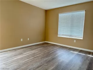 Photo #6: 2535005 Listing 