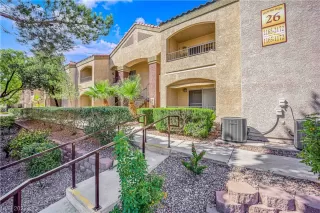 Photo #1: 2535007 Listing