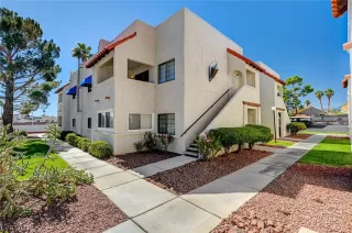 Photo #1: 2535031 Listing 