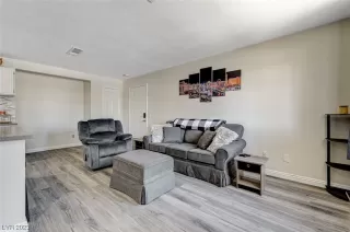 Photo #4: 2535031 Listing 