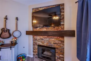 Photo #6: 2535035 Listing